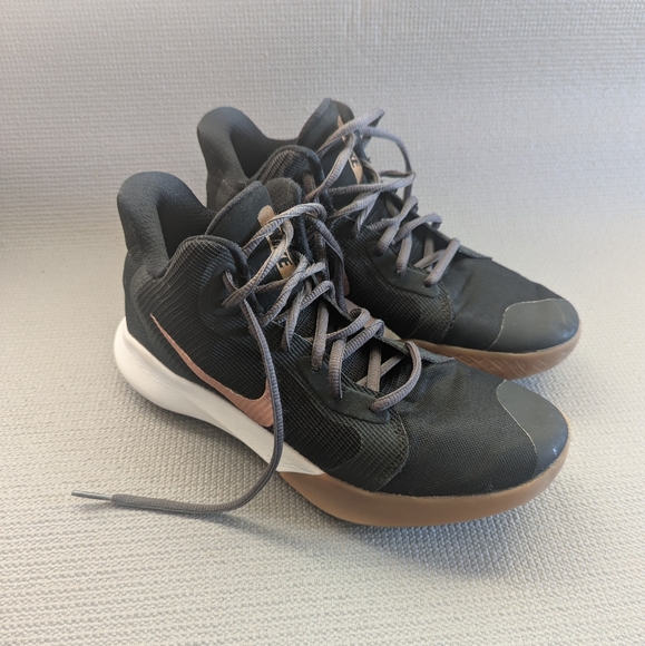 #32 - NIKE Precision III Black Metallic Copper Basketball Shoe - Picture 7 of 12